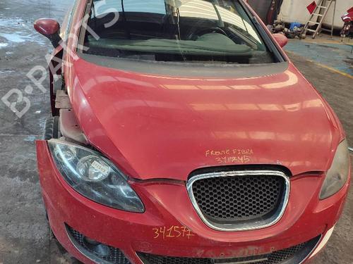 Used Windscreen washer tank SEAT LEON (1P1) 2.0 TDI (140 hp) 18572551