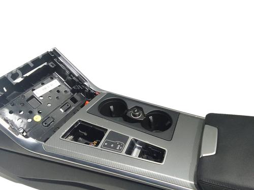 Console centrale AUDI A6 C8 Avant (4A5) 40 TDI Mild Hybrid | BP31037427I22