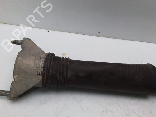 Used Right rear shock absorber MERCEDES-BENZ GLA (H247) GLA 200 d (247.712) (150 hp) 25045441