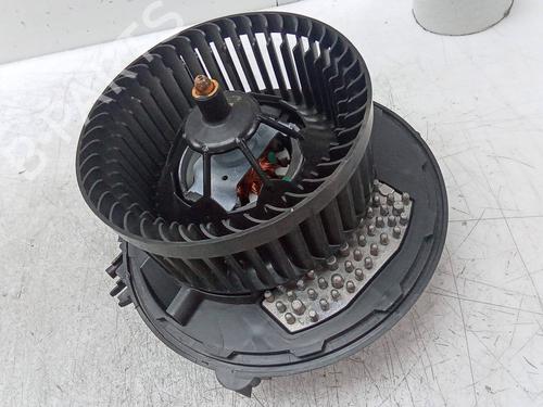 Used Heater blower motor Heater blower motor AUDI Q3 (F3B) 35 TFSI (150 hp) 28149736 28149736
