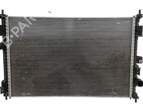 Used Water radiator PEUGEOT 5008 II (MC_, MJ_, MR_, M4_) 1.2 THP (MRHNYH, MRHNYW, MRHNSJ, MRHNSU, MRHNSM) (131 hp) 30677545