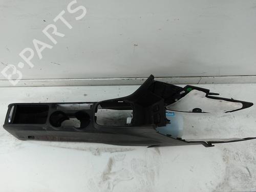 Used Middle console Middle console OPEL MOKKA / MOKKA X (J13) 1.7 CDTI 4x4 (_76) (131 hp) 19041251 19041251