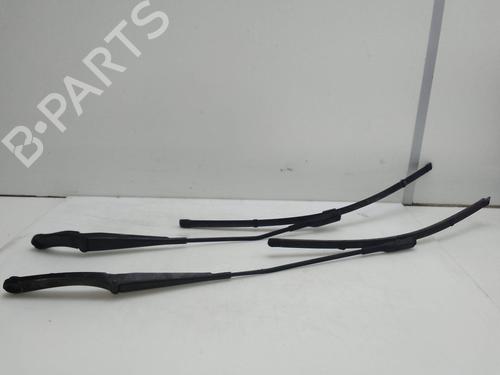 Used Front windshield wiper arm Front windshield wiper arm 18580143 18580143