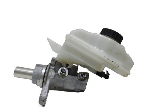 Bremsflüssigkeitsbehälter für TOYOTA YARIS CROSS (MXP_) 1.5 Hybrid (MXPJ10) (116 hp) 31825706