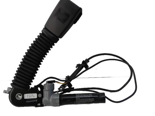 seat-buckle-bmw-3-convertible-e93-2006-2007-2008-2009-2010-2011-2012-2013-23894878 main image