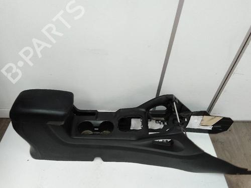 Used Middle console HYUNDAI ix35 (LM, EL, ELH) 1.7 CRDi (116 hp) 24463357
