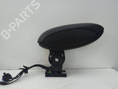 Used Armrest / Center console Armrest / Center console MINI MINI COUNTRYMAN (R60) Cooper SD (143 hp) 18582654 18582654