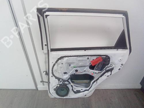 Used Right rear door TOYOTA AURIS Estate (_E18_) 2.0 D-4D (ADE186_) (124 hp) 18586097