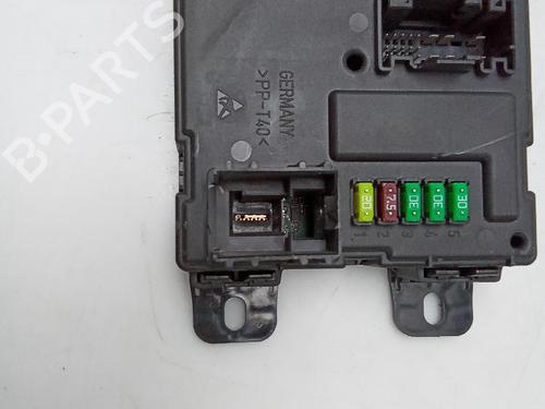Used Fuse box BMW 5 (E60) 530 d (218 hp) 26053236