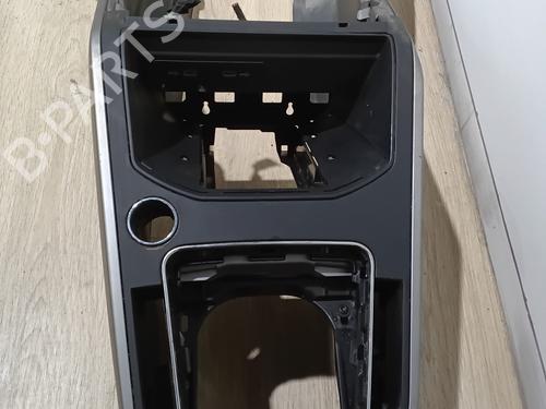 Middle console SEAT ARONA (KJ7, KJP) 1.0 TSI | BP36110426I22 - Image 4