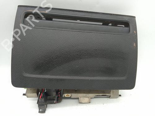 Used Display monitor AUDI A3 (8V1, 8VK) 1.6 TDI (115 hp) 28146025