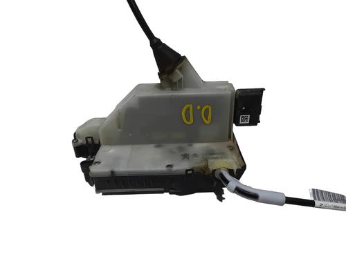 Używane Zamek drzwi przednich prawych PEUGEOT 2008 I (CU_) 1.2 VTi (82 hp) 30531293