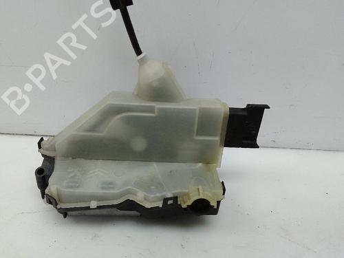 Used Front right lock PEUGEOT TRAVELLER Bus (V_) 1.6 BlueHDi 115 (115 hp) 24052331