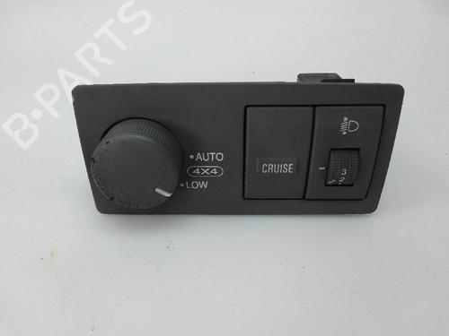 Switch KIA SORENTO I (JC)  | BP23142312I30 