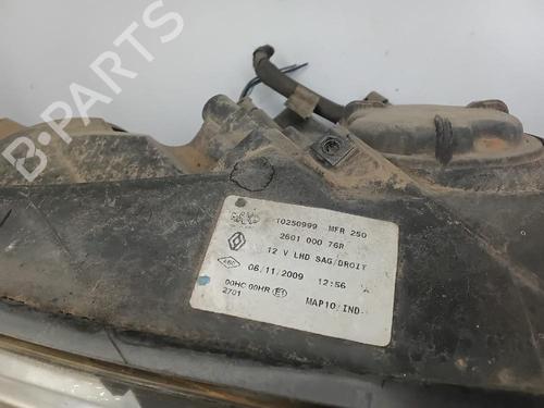Right headlight BMW X3 (E83) 2.0 sd | BP27474674C29 
