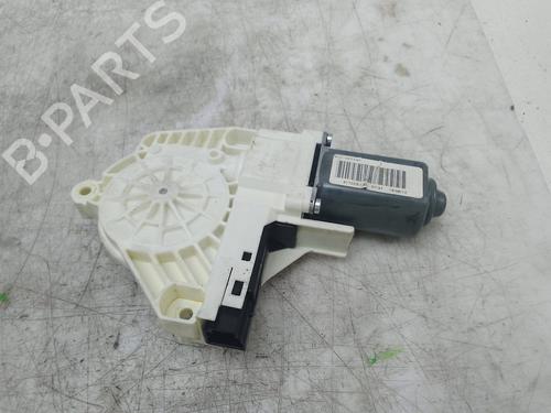 Used Right rear window motor Right rear window motor 19583199 19583199