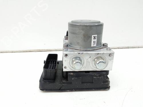 Used ABS pump ABS pump FIAT 500X (334_) 1.3 D Multijet (334AXH1A) (95 hp) 18579062 18579062