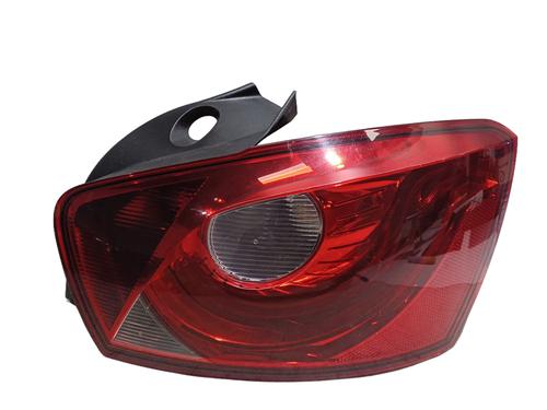 Farolim direito Farolim direito SEAT IBIZA IV (6J5, 6P1) 1.2 (70 hp) 35722115 35722115