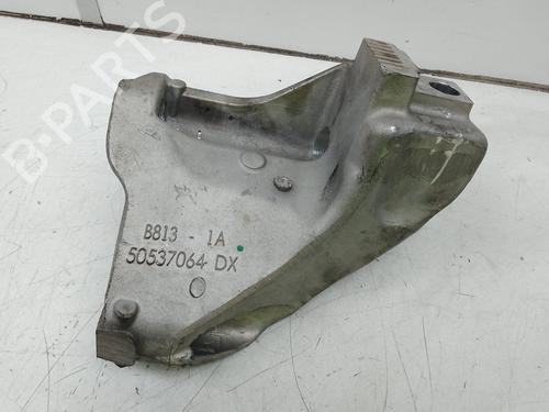 Used Engine mount Engine mount ALFA ROMEO STELVIO (949_) 2.2 D Q4 (949.AXB2A) (209 hp) 19681484 19681484