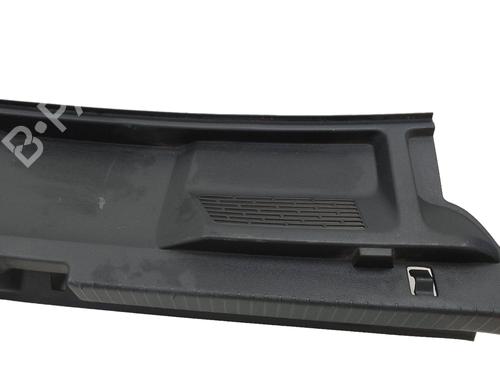 Tailgate trim VW T-ROC (A11, D11) 1.0 TSI | BP28149892C151 - Image 2