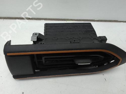 Used Air vent DACIA SANDERO III 1.0 TCe LPG (91 hp) 19707678