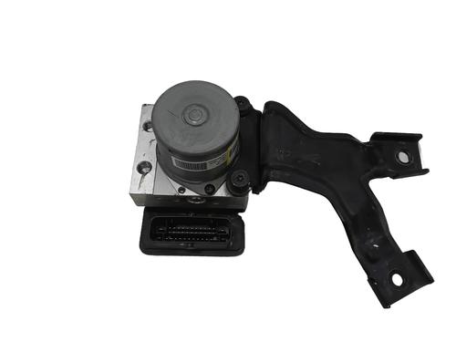 Used ABS pump HYUNDAI i30 (GD) 1.4 (101 hp) 31063667