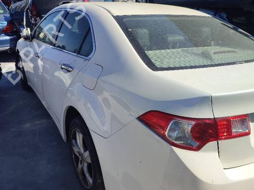 Used Armrest / Center console HONDA ACCORD VIII (CU) 2.2 i-DTEC (CU3) (150 hp) 23997769