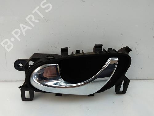 Used Rear left interior door handle Rear left interior door handle 22719422 22719422