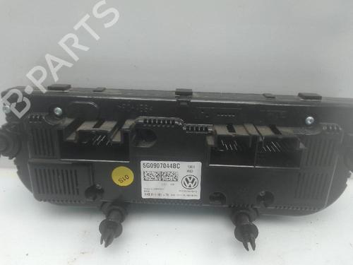 Used Climate control VW GOLF SPORTSVAN VII (AM1, AN1) 1.2 TSI (110 hp) 21380123