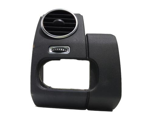 Used Air vent LAND ROVER DISCOVERY IV (L319) 3.0 TD 4x4 (211 hp) 31643386