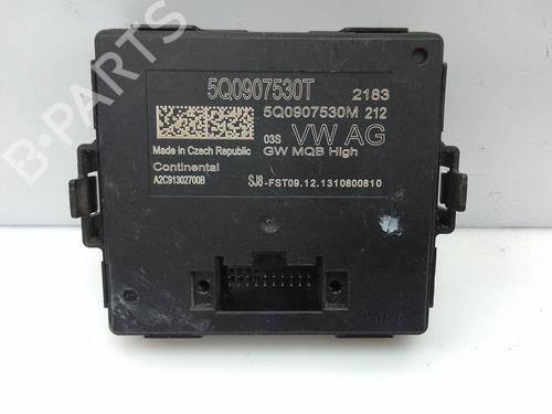 Used Electronic module SEAT LEON (5F1) 2.0 TDI (150 hp) 28150500
