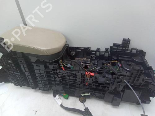 Middle console LAND ROVER RANGE ROVER SPORT II (L494) 3.0 SDV6 4x4 | BP18573763I22 