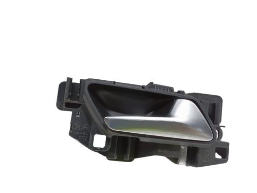 Used Front right interior door handle Front right interior door handle OPEL GRANDLAND / GRANDLAND X (A18, P1UO) 1.2 Turbo Hybrid (75) (136 hp) 39529749 39529749