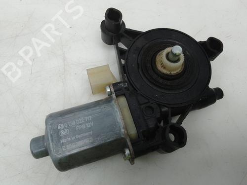 Rudehejsemotor forskærm venstre SEAT LEON (5F1) 2.0 TDI (150 hp) 28151016