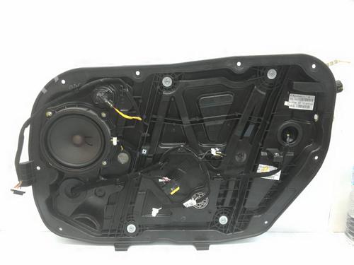 Rudehejsemekanisme Højre foran Rudehejsemekanisme Højre foran KIA CEED (CD) 1.0 T-GDI (120 hp) 20504438 20504438
