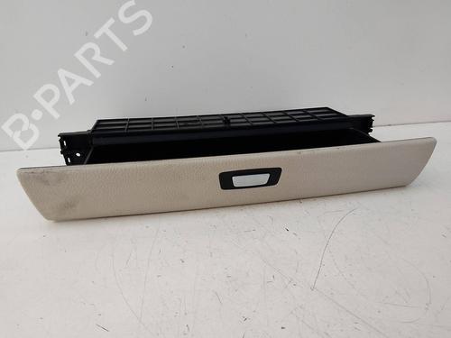 Used Glove box Glove box BMW 5 Gran Turismo (F07) 530 d (245 hp) 18598000 18598000