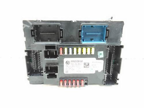 Used Fuse box FIAT 500X (334_) 1.3 D Multijet (334AXH1A) (95 hp) 18579028