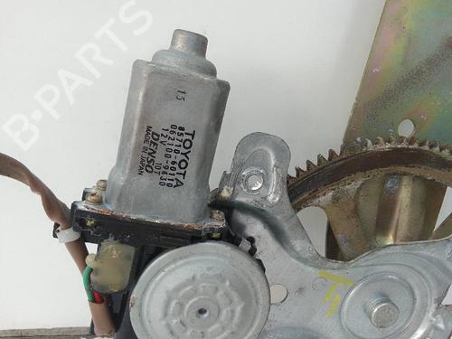 Rudehejsemekanisme venstre bagtil TOYOTA LAND CRUISER 100 (_J1_)  | BP18580910C24 