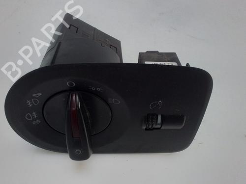 Used Headlight switch SEAT IBIZA IV (6J5, 6P1) 1.9 TDI (105 hp) 29628059