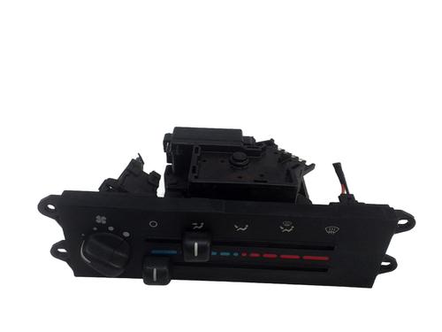 AC-Styringsenhed/Manøvreenhed JEEP WRANGLER I (YJ, SJ_) 4.0 (178 hp) 31063618