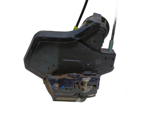 Used Rear right lock Rear right lock TOYOTA HILUX VII Pickup (_N1_, _N2_, _N3_) 2.5 D-4D 4WD (KUN25) (144 hp) 33651169 33651169