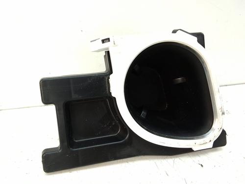 Used Cup/Object holder Cup/Object holder TOYOTA C-HR (_X1_) 1.8 Hybrid (ZYX10_, ZYX11_, ZYX10R, ZYX11R) (122 hp) 18597843 18597843