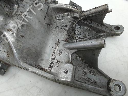 Used Engine mount AUDI A4 B9 Avant (8W5, 8WD) [2015-2025]  21258625
