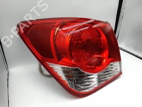 Left taillight CHEVROLET CRUZE (J300) 2.0 CDI | BP25782486C34 