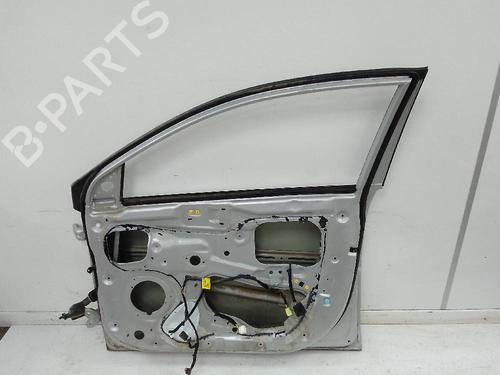 Used Right front door KIA STONIC (YB) 1.6 CRDi (116 hp) 23142275