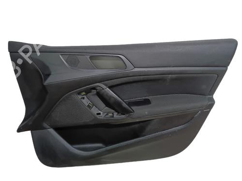 Used Front right panel Front right panel PEUGEOT 308 SW II (LC_, LJ_, LR_, LX_, L4_) 2.0 BlueHDi 150 (150 hp) 33428391 33428391
