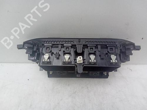 Grille d'aération PEUGEOT 2008 II (UD_, US_, UY_, UJ_, UR_, UC_) 1.5 BlueHDI 110 (UDYHSK) (110 hp) 18582166