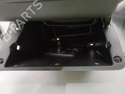 Handskerum PEUGEOT 208 II (UB_, UP_, UW_, UJ_) 1.2 PureTech 100 | BP29702542C95 