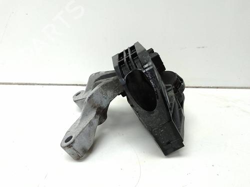Used Engine mount Engine mount OPEL CORSA F (P2JO) 1.2 (68) (101 hp) 18584278 18584278