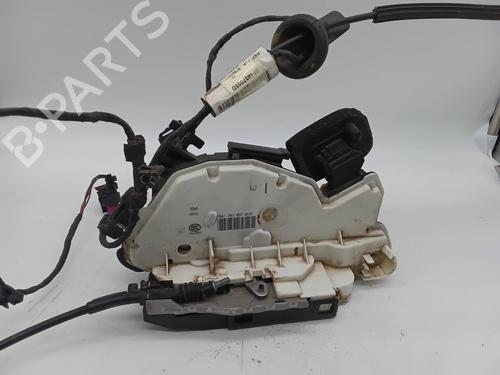 front-left-lock-seat-leon-5f1-2012-2013-2014-2015-2016-2017-2018-2019-2020-2021-26230442 main image